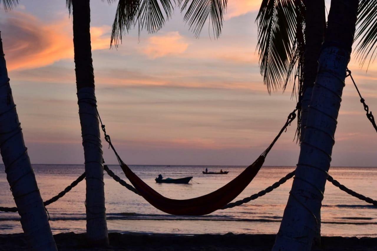 The Cantamar Beach Hostel Santa Marta  Exteriör bild